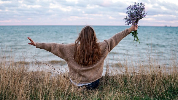 HOW TO REDUCE YOUR PLASTIC CONSUMPTION AND HELP PROTECT OUR OCEANS - VOYA Organic Beauty