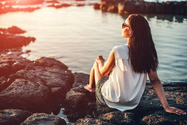 TIPS TO AVOID THINNING HAIR OR UNWANTED HAIR LOSS - VOYA Organic Beauty