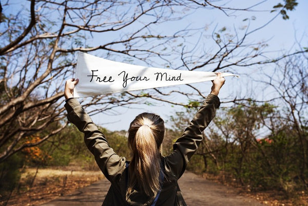 WHAT'S THE STORY? TIPS ON HOW TO QUIET YOUR INNER VOICE - VOYA Organic Beauty