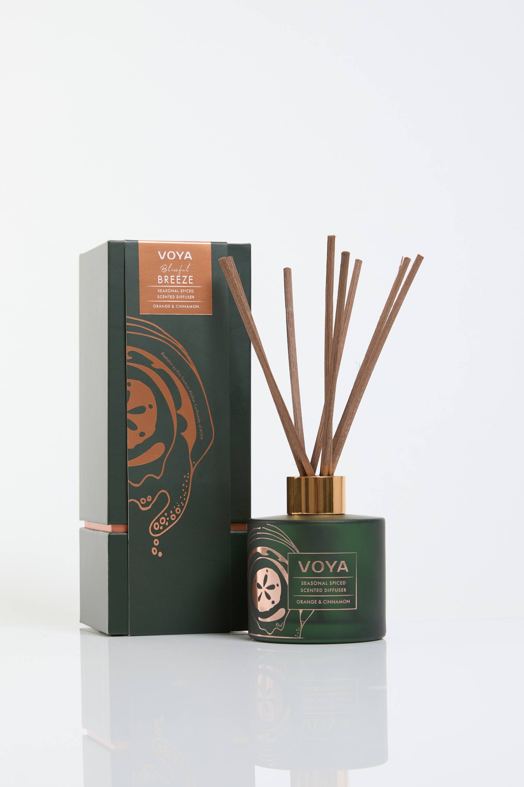 VOYA Seasonal Spiced Christmas Reed Diffuser with outer box
