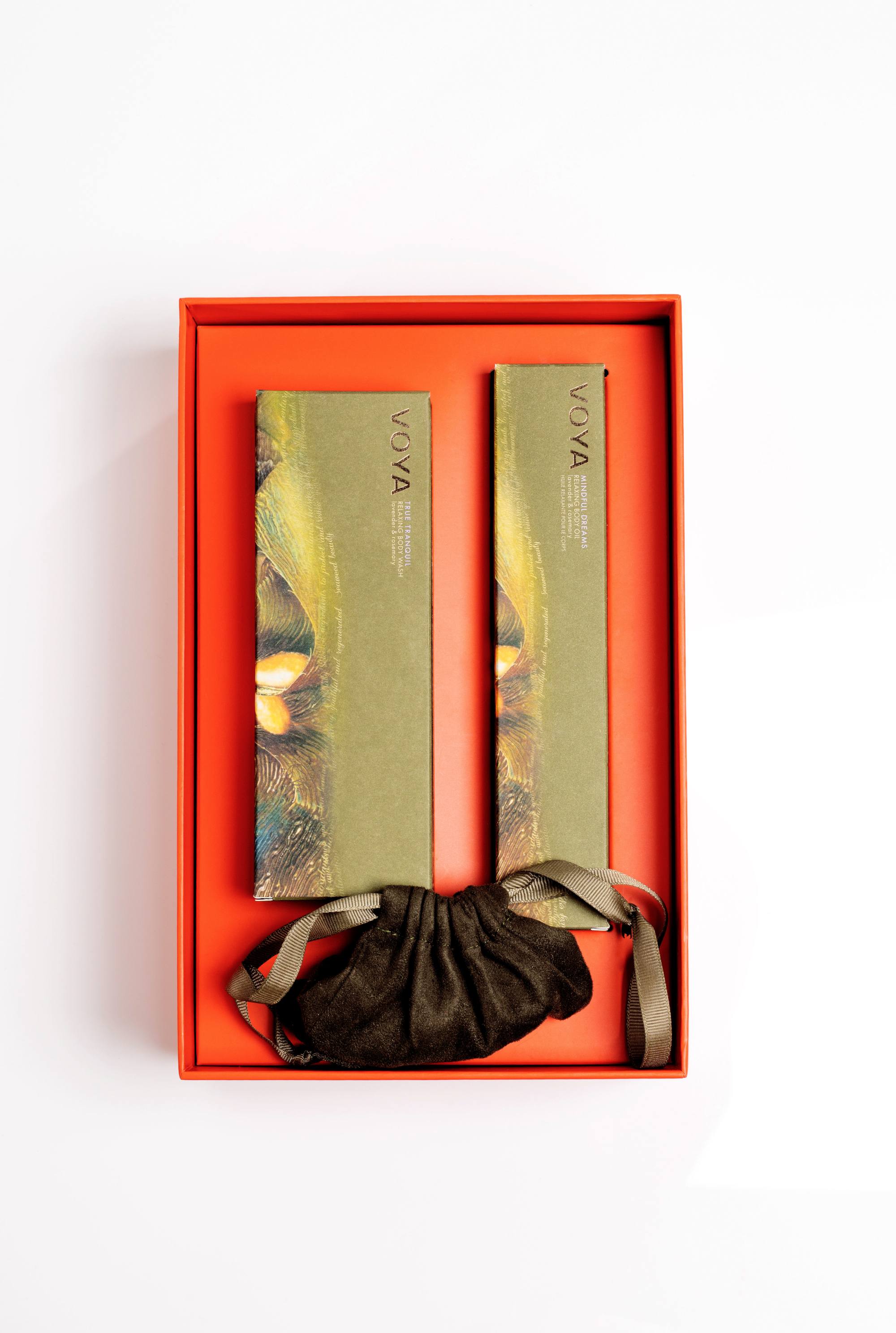 Voya christmas gift set with body wash, body oil and gua sha in box