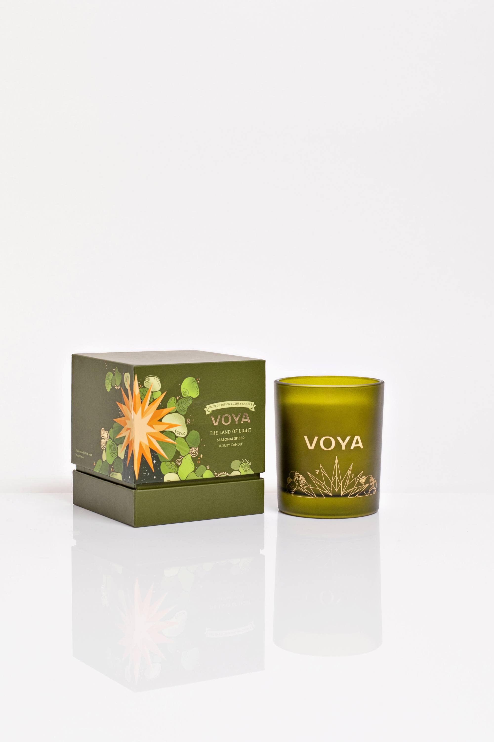 Voya seasonal spiced scented candle with box