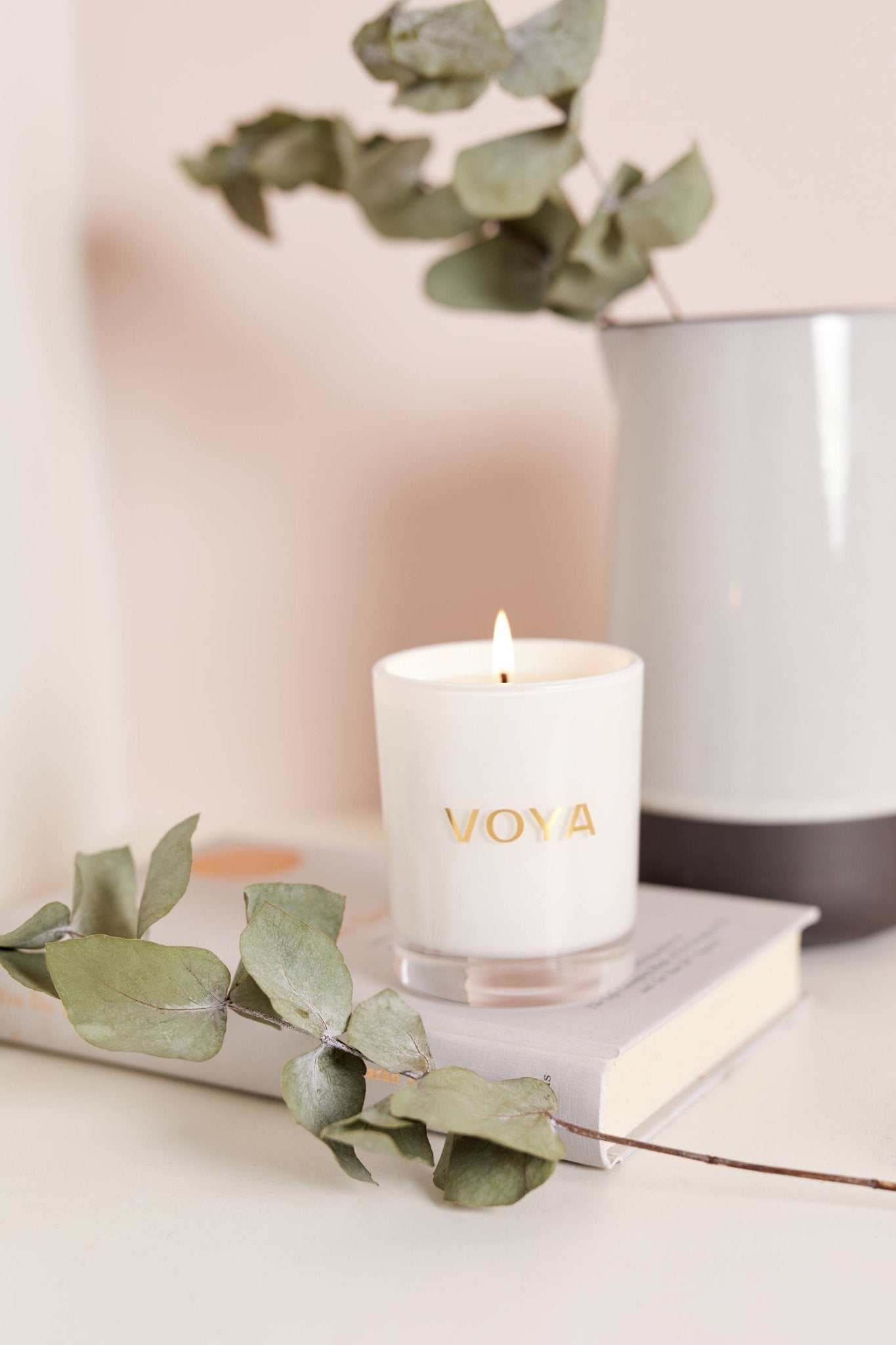 VOYA Eucalyptus, Rosemary & Lime Luxury Scented Candle VOYA Organic