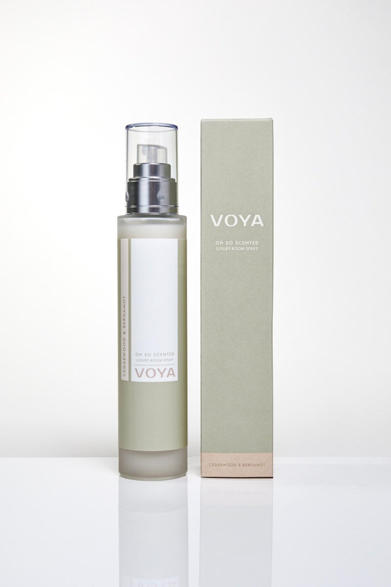 voya cedarwood and bergamot natural room spray air refresher