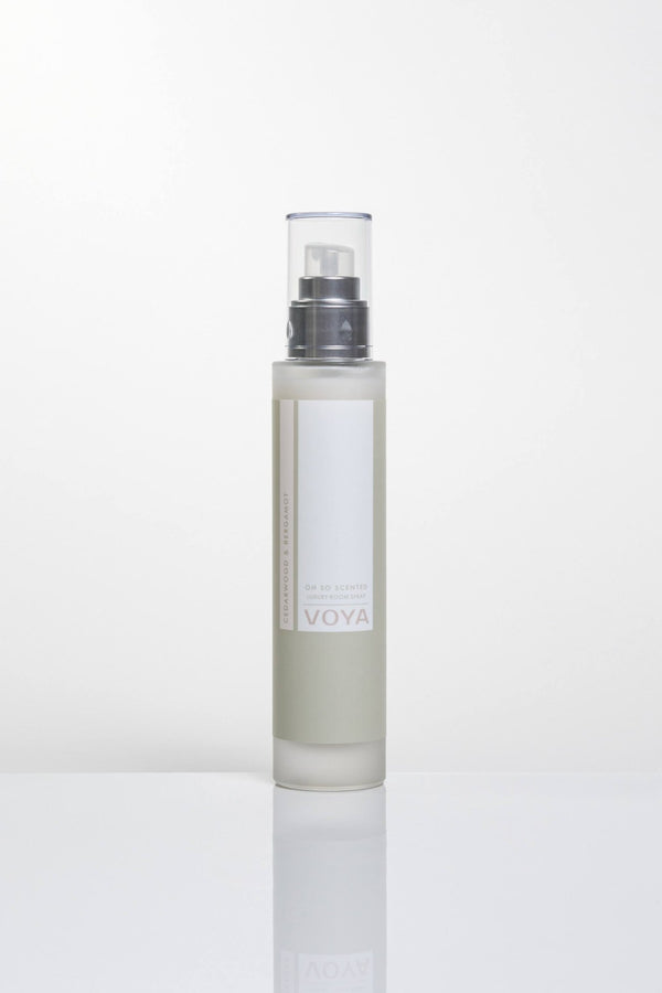 voya cedarwood and bergamot natural room spray air refresher