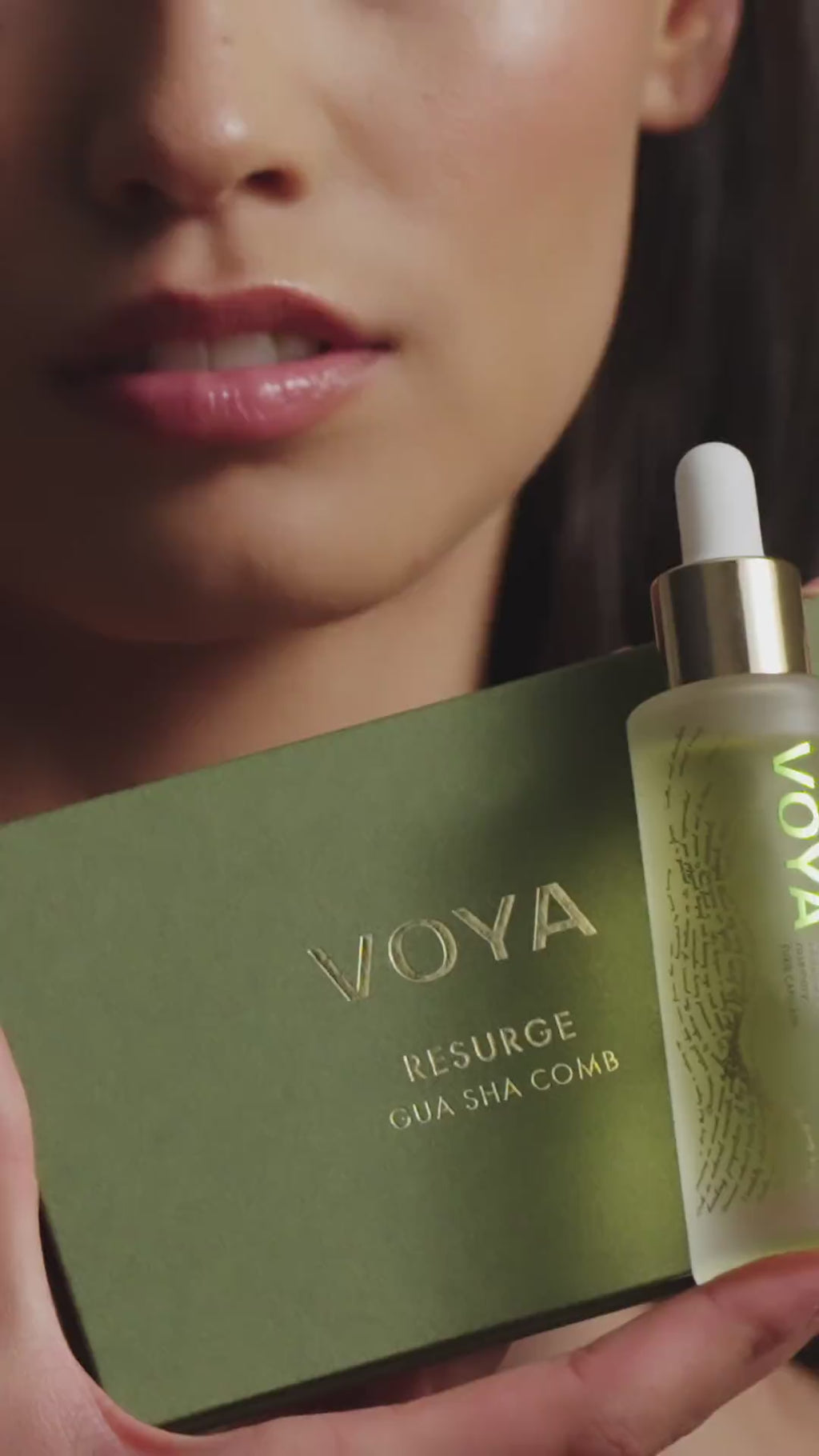 VOYA Jade Gua Sha Comb video