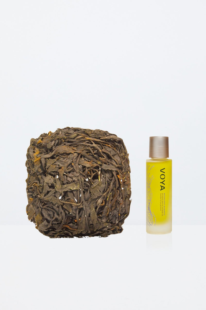 voya lazy days seaweed bath and relaxing lavender bath oil bundle